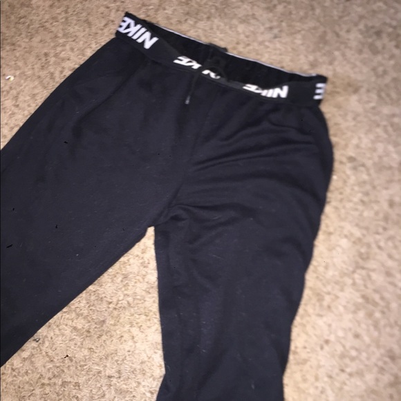 Nike sweat pants - Picture 3 of 3